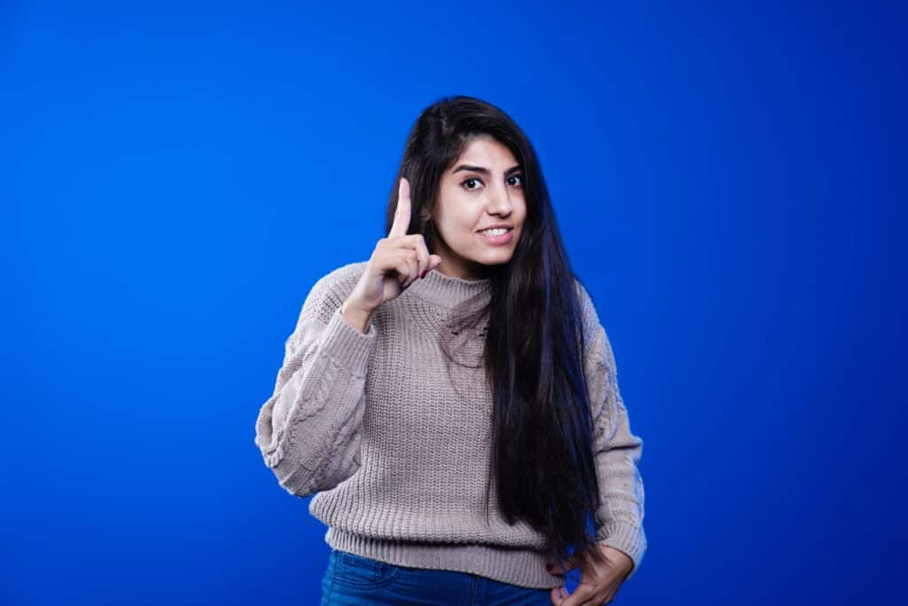 專注外勞管理的亞洲女性專家，具有專業知識與豐富經驗。.